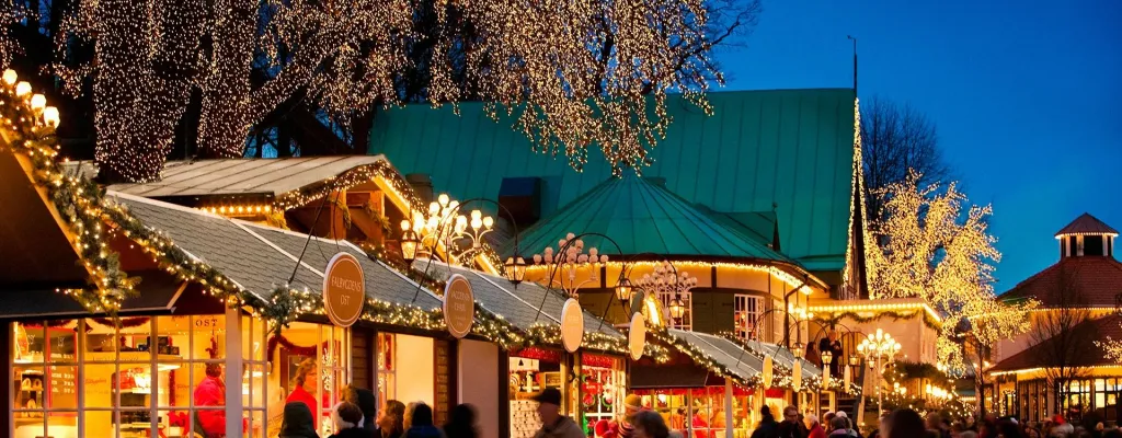 Christmas at Liseberg – Hotel + Admission + Ride Pass