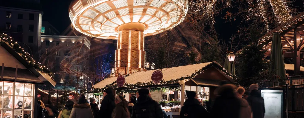 Christmas at Liseberg – Hotel + Admission + Ride Pass