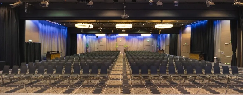 Clarion Hotel® Post 