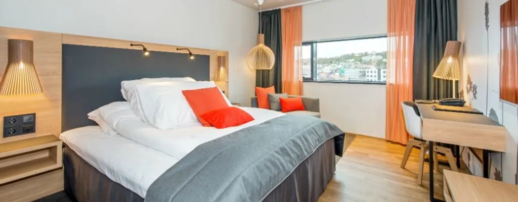 Clarion Hotel® The Edge