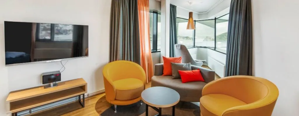 Clarion Hotel® The Edge