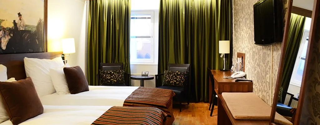 Clarion Hotel® Winn