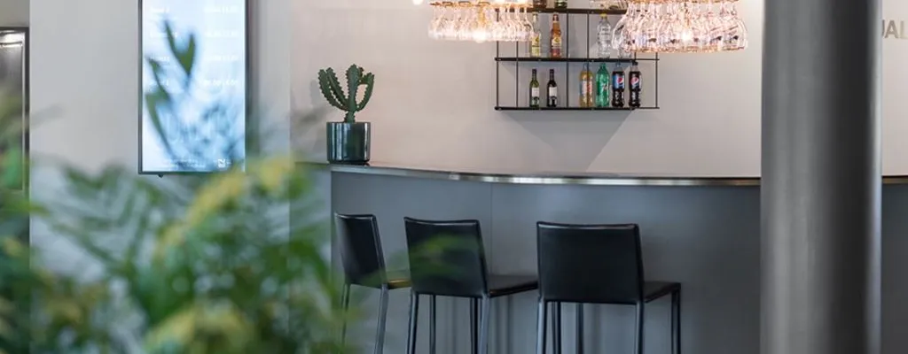 Quality Hotel™ Royal Corner