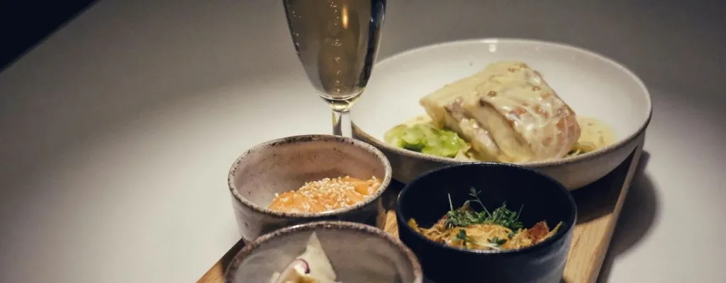 Northern Lights cruise in Atlantis footprints