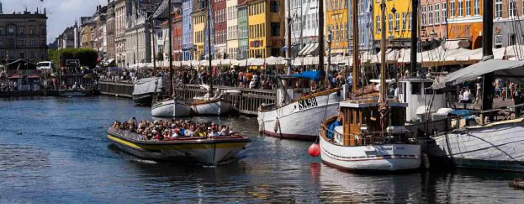 The Grand Tour from Nyhavn