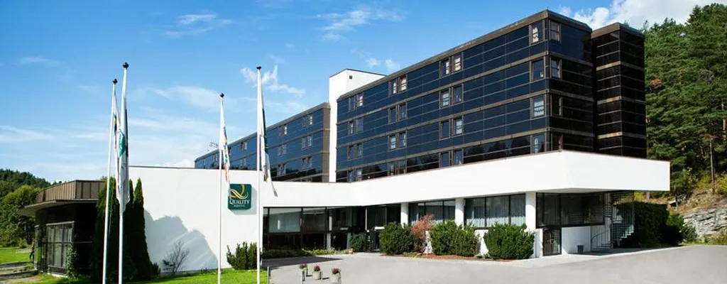 Quality Hotel™ Entry