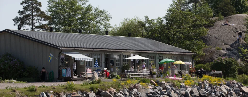 Experience Stockholm Archipelago: Hotel Package with boat ticket to Fjäderholmarna