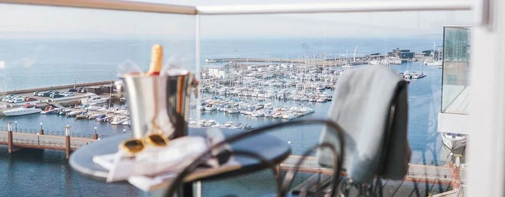 Clarion Hotel® Sea U