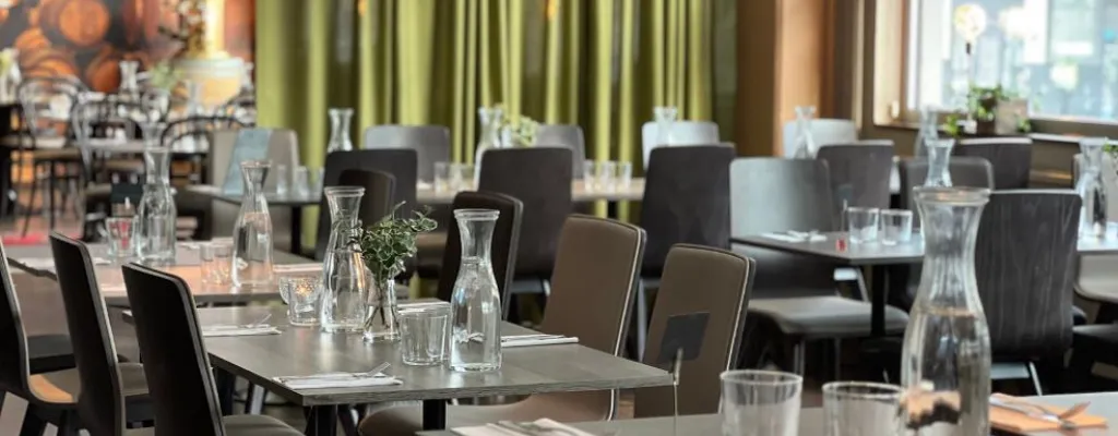 Quality Hotel™ Royal Corner