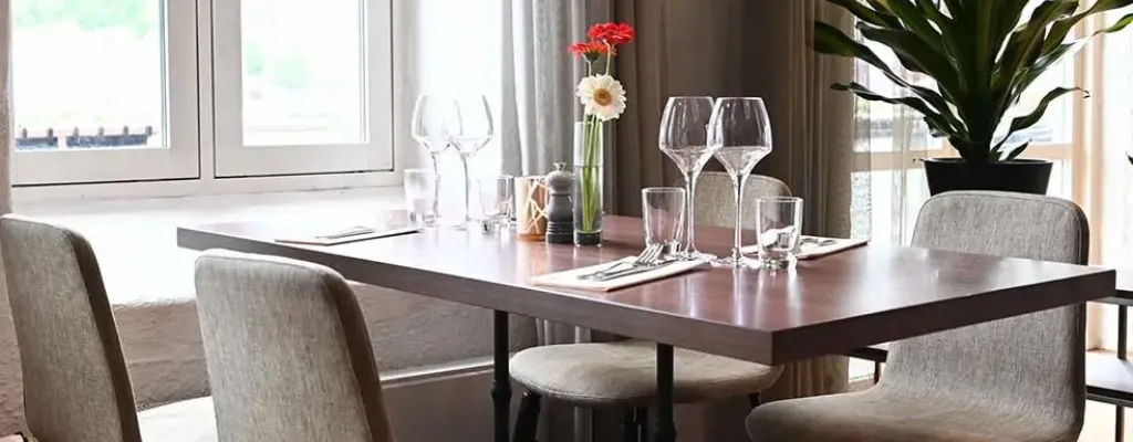 Clarion Hotel® Admiral