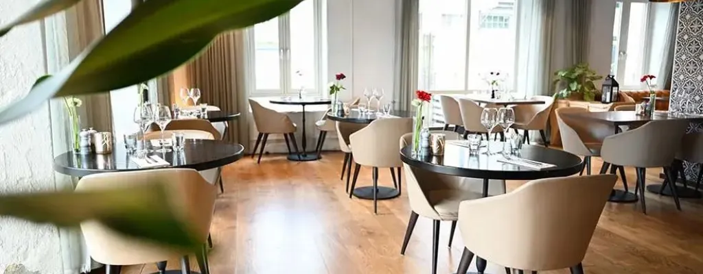 Clarion Hotel® Admiral