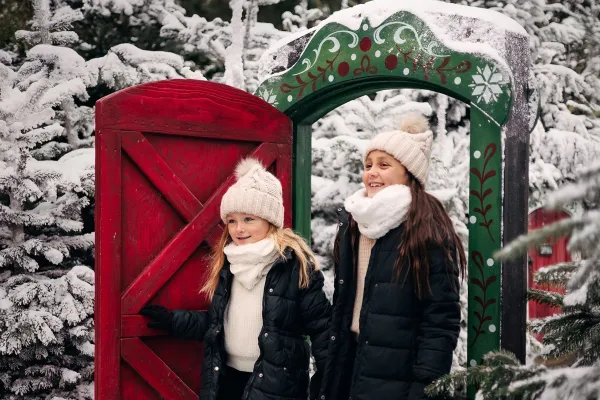Christmas at Liseberg – Hotel + Admission + Ride Pass